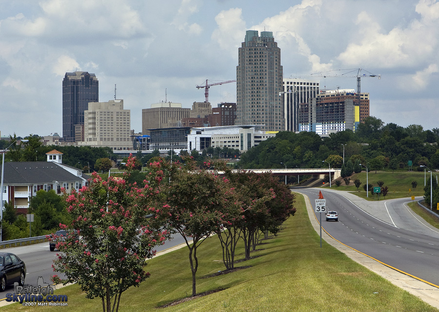 Crane for RBC Plaza raised - RaleighSkyline.com – Downtown Raleigh ...